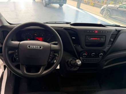 Iveco Daily Chassis Cabine 35 C 14 EMP 3450 QUAD-LEAF BVM6 PLATEAU