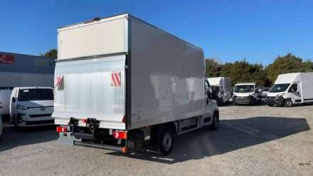 Fiat Ducato Chassis Cabine 3.5 T MAXI 140 CH S&S BVM6 CAISSE GRAND VOLUME HAYON + AUVENT + CAPUCINE