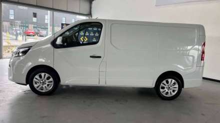 Nissan Primastar Fourgon L1H1 2T8 2.0 DCI 170 S/S BVA9 TEKNA