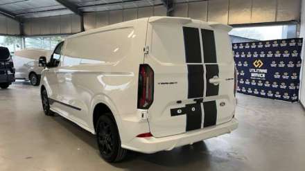 Ford Transit Custom Fourgon 320 L2H1 2.0 ECOBLUE 170 CH BVA8 SPORT