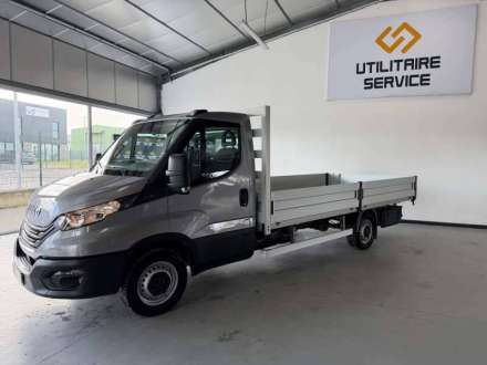 Iveco Daily Chassis Cabine 35S16 2.3 160 CV EMP 4100 PLATEAU 4.40 M