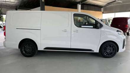 Fiat Scudo Fourgon BLUEHDI 145 XL S&S EAT8 PREMIUM PACK CONNECT