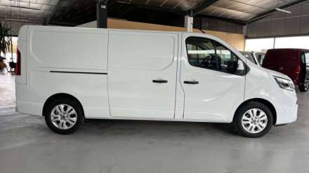 Nissan Primastar Fourgon L2H1 3T1 2.0 DCI 170 S/S BVA9 TEKNA