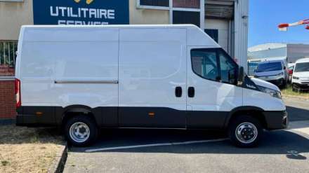 Iveco Daily Fourgon FGN 35C18H V12 H2 Q-TOR HI-MATIC - ATTELAGE