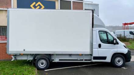 Fiat Ducato Chassis Cabine CC MAXI 3.5 L S&S 140 CH CAISSE 20M3 DEFLECTEUR ESCALIER