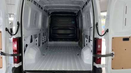 Nissan Interstar Fourgon 3T5 L2H2 2.0 DCI 150 BVA9 N-CONNECTA - 4P