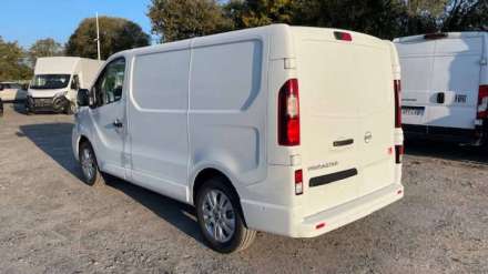 Nissan Primastar Fourgon L1H1 2T8 2.0 DCI 170 S/S BVA9 TEKNA