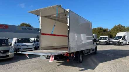 Fiat Ducato Chassis Cabine 3.5 T MAXI 140 CH S&S BVM6 CAISSE GRAND VOLUME HAYON + AUVENT + CAPUCINE