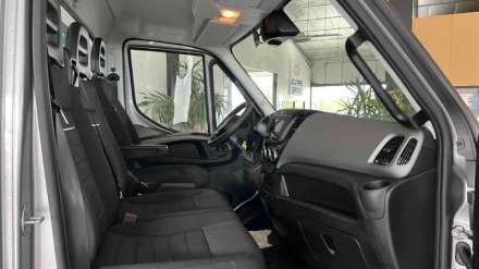 Iveco Daily Chassis Cabine 35S16 2.3 160 CV EMP 4100 PLATEAU 4.40 M