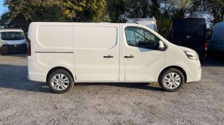 Nissan Primastar Fourgon L1H1 2T8 2.0 DCI 170 S/S BVA9 TEKNA