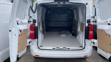 Fiat Scudo Fourgon BLUEHDI 180 M S&S EAT8 PACK LIVRAISON