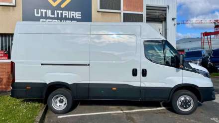Iveco Daily Fourgon FGN 35C18H V12 H2 Q-TOR HI-MATIC - ATTELAGE