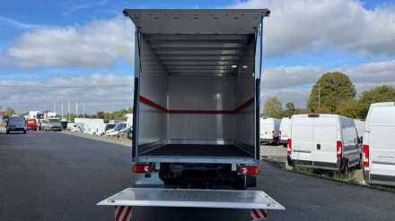 Fiat Ducato Chassis Cabine 3.5 T MAXI 140 CH S&S BVM6 CAISSE GRAND VOLUME HAYON + AUVENT