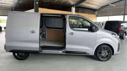 Fiat Scudo Fourgon BLUEHDI 180 M S&S EAT8 PACK LIVRAISON