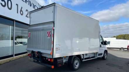 Fiat Ducato Chassis Cabine 3.5 T MAXI 140 CH S&S BVM6 CAISSE GRAND VOLUME HAYON + AUVENT