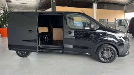 Fiat Scudo Fourgon BLUEHDI 145 M S&S EAT8 PREMIUM PACK CONNECT