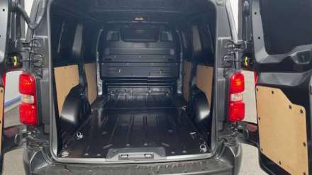 Fiat Scudo Fourgon BLUEHDI 145 XL S&S EAT8 PREMIUM PACK CONNECT