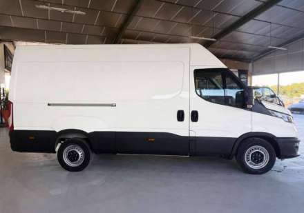 Iveco Daily Fourgon FGN 35S14V12 CLIM REGUL