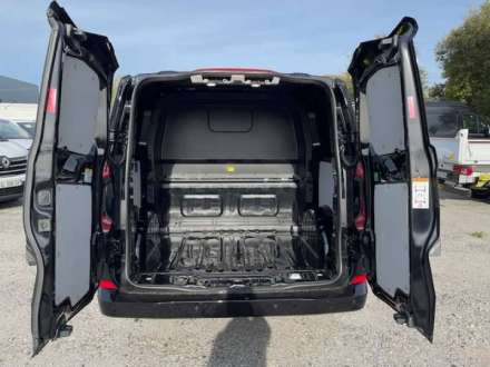 Volkswagen Transporter Procab T7 L1H1 170 BVA8 SWD BUSINESS