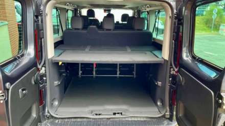 Renault Trafic Combi TRAFIC COMBI L2 DCi 150 BVM6 Red Edition -  9 places