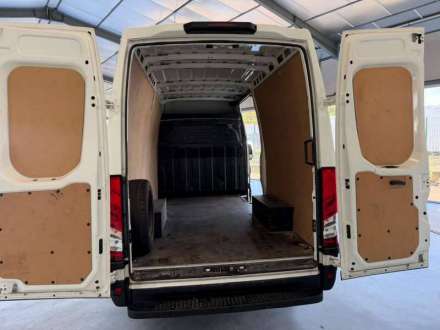 Iveco Daily Fourgon FGN 35S14V12 CLIM REGUL