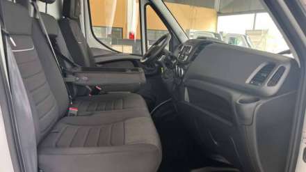 Iveco Daily Fourgon FGN 35 S 18H V16 H2 Q-LEAF HI-MATIC
