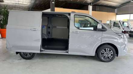 Ford Transit Custom Fourgon 320 L1H1 2.0 ECOBLUE 170 CH BVA8 LIMITED
