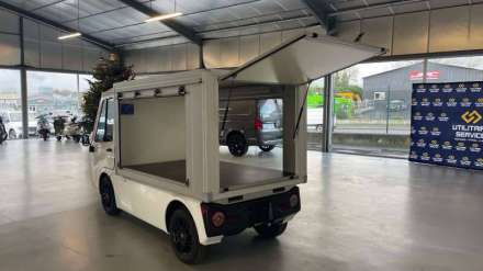 Sevic V500e LAUNCH EDITION AVEC COFFRE ET PORTES ENROULABLES - BATTERIE LITHIUM 16kWh