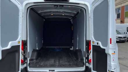 Ford Transit Fourgon Electrique E-TRANSIT FGN 390 L2H2 184 CH BATTERIE 75 KWH TREND BUSINESS