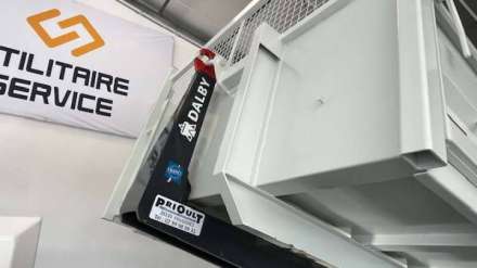 Isuzu M30 5.2 190 CH - empattement H - BRAS AMPLIROLL DALBY + COFFRE