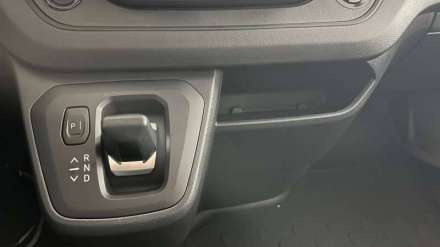 Nissan Primastar Fourgon L1H1 2T8 2.0 DCI 170 S/S BVA9 TEKNA