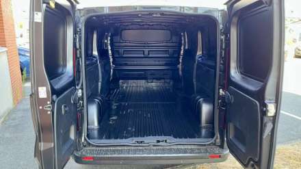 Nissan Primastar Fourgon L2H1 3T1 2.0 DCI 170 S/S BVA9 TEKNA