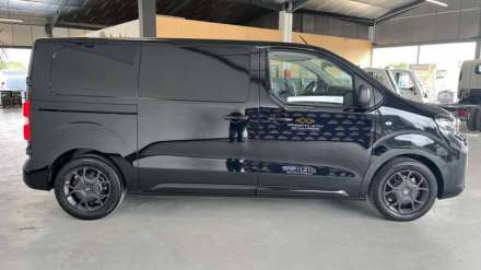 Citroen Jumpy Fourgon FGN M BLUEHDI 145 S&S EAT8