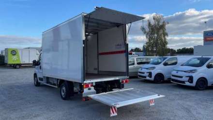 Fiat Ducato Chassis Cabine 3.5 T MAXI 180 CH - CAISSE GRAND VOLUME HAYON + AUVENT + CAPUCINE + PORTE LAT.
