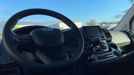 Fiat Ducato Chassis Cabine 3.5 T MAXI 180 CH - CAISSE GRAND VOLUME HAYON + AUVENT + CAPUCINE + PORTE LAT.