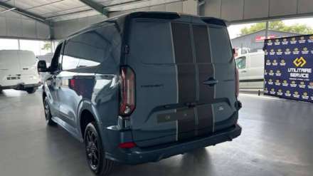 Ford Transit Custom Fourgon 320 L1H1 2.0 ECOBLUE 170 CH BVA8 SPORT